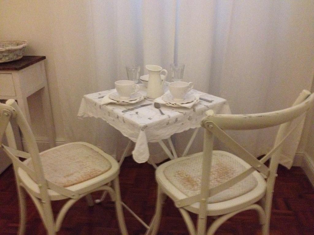 Out Of Time Bed and Breakfast Rom Rum bild